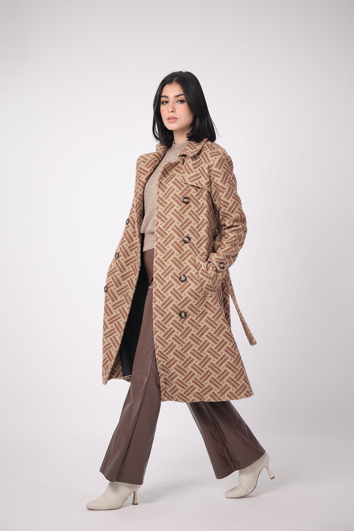 WOOLEN COAT