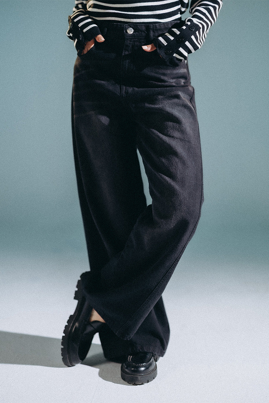 Wide Denim pants