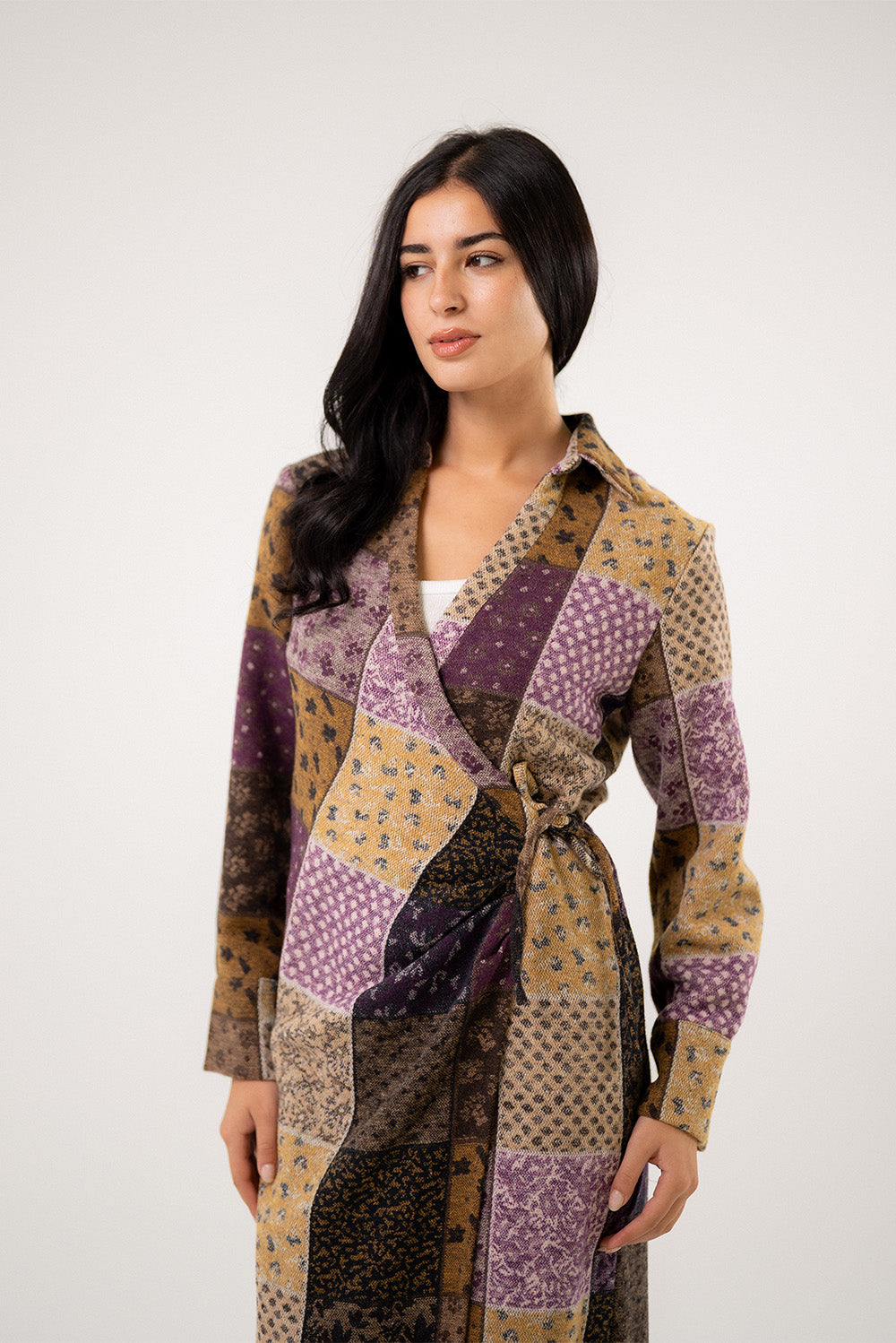 فستان ملفوف بنقشة باتش عتيقة