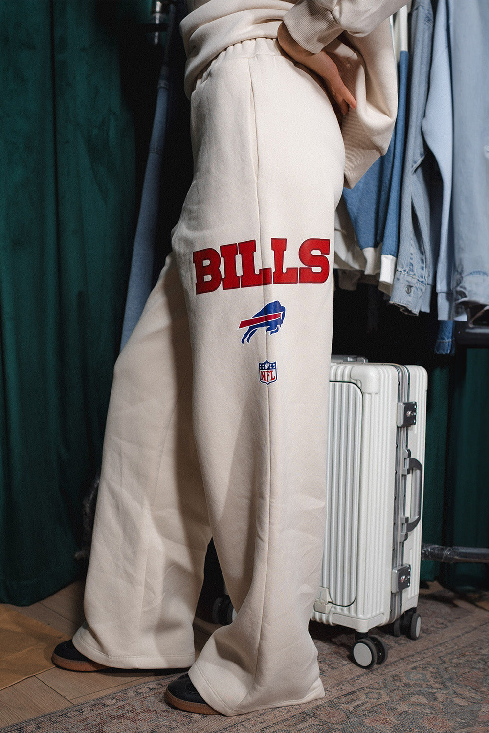 Wide-Leg Sweatpants