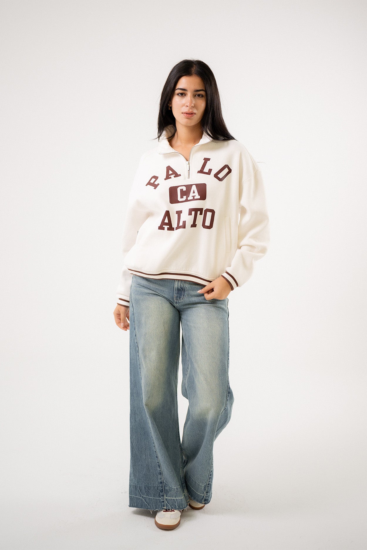 Light Wash Wide-Leg Jeans