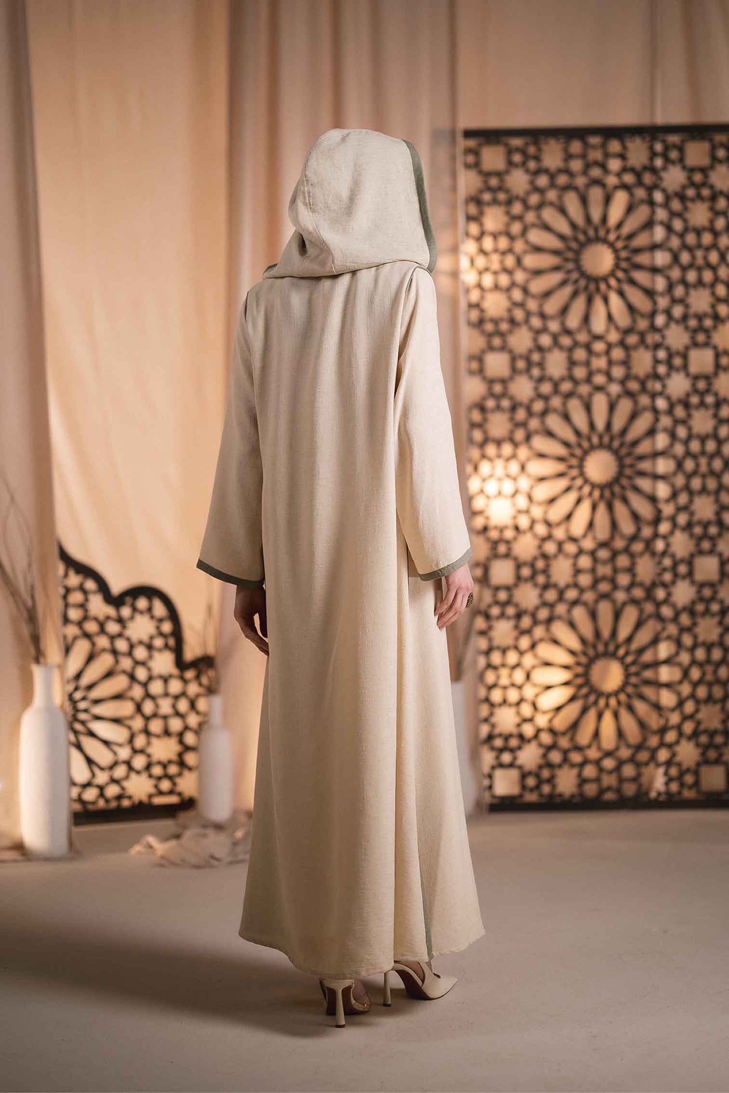 LINEN OPEN ABAYA