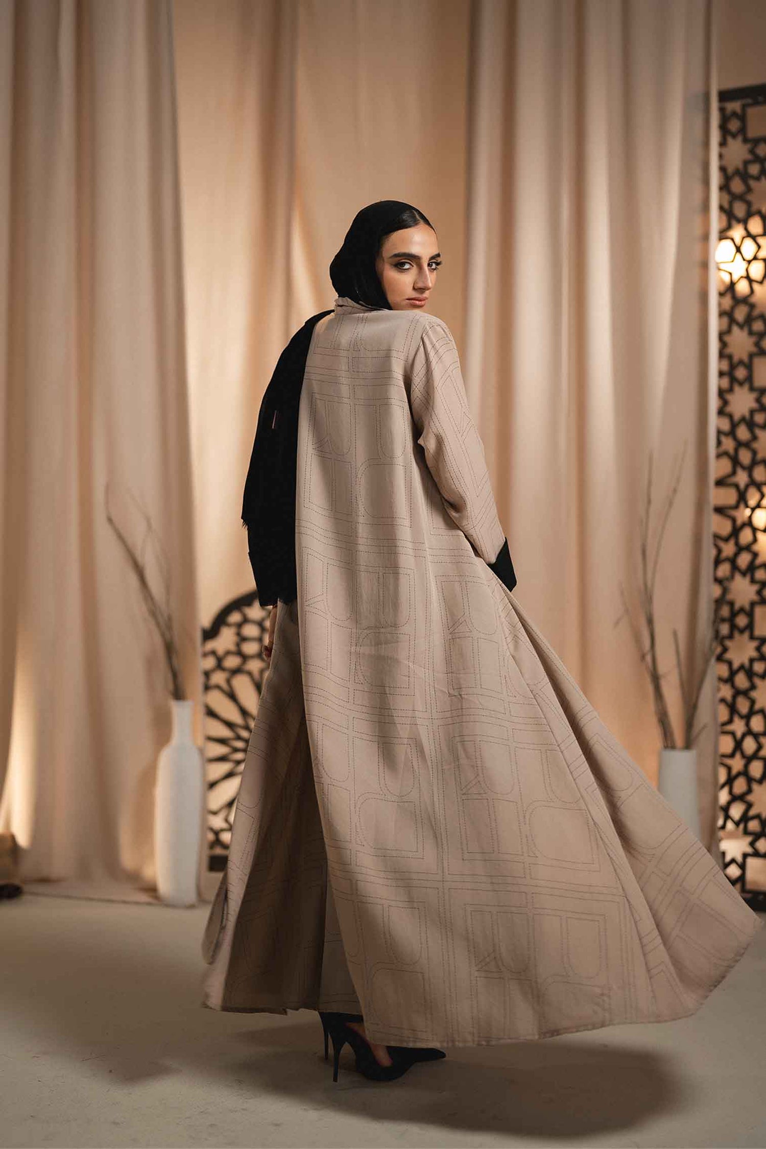 LINEN ABAYA