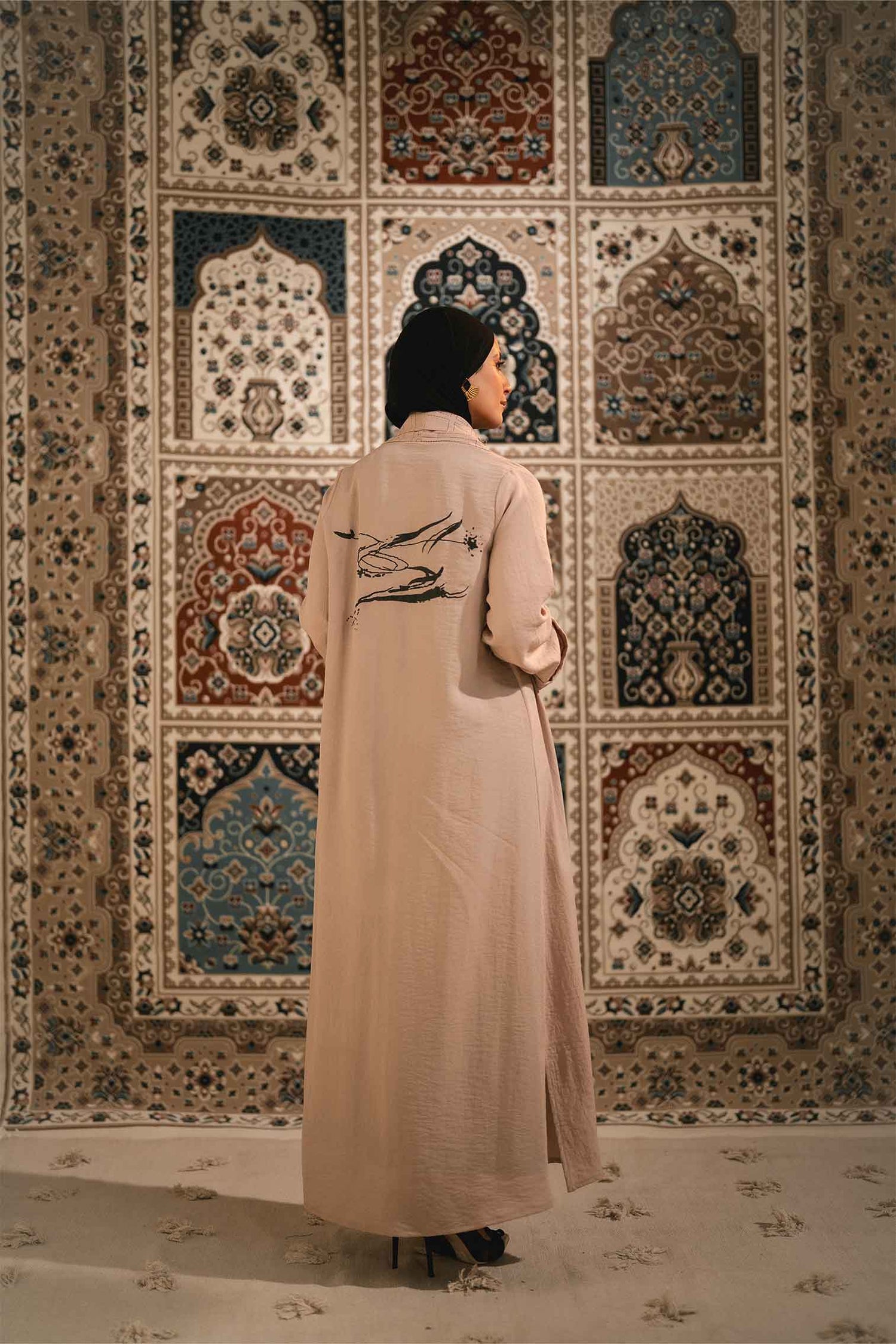 OPEN LINEN ABAYA