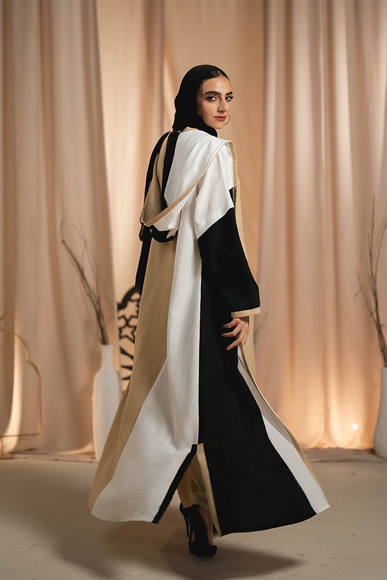 OPEN ABAYA