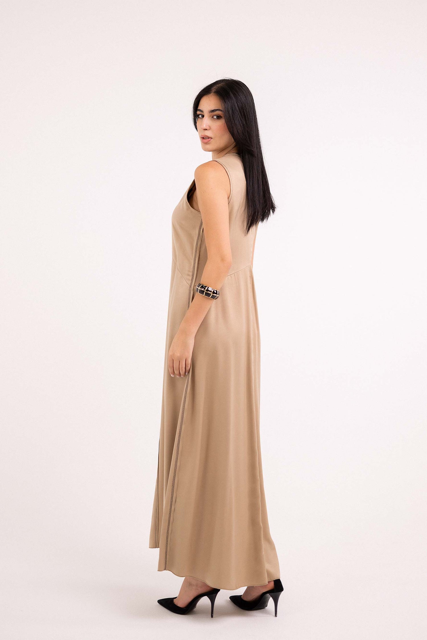 Sleeveless Satin Basic