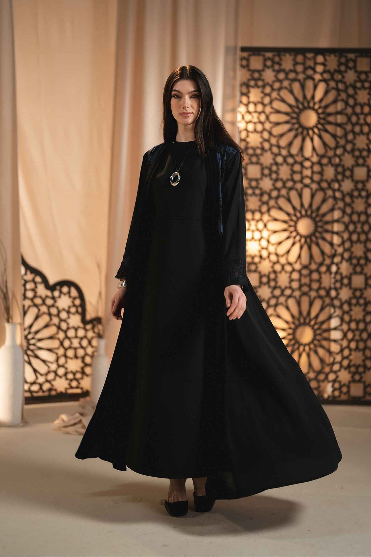 SLIK ABAYA