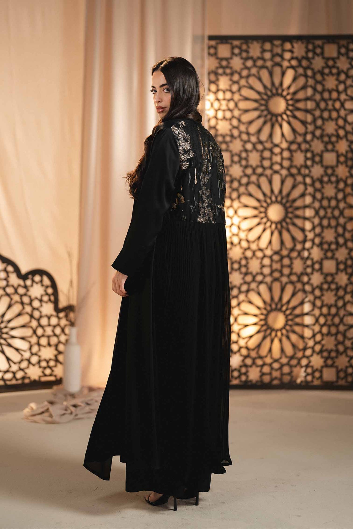 OPEN ABAYA BLACK SILK