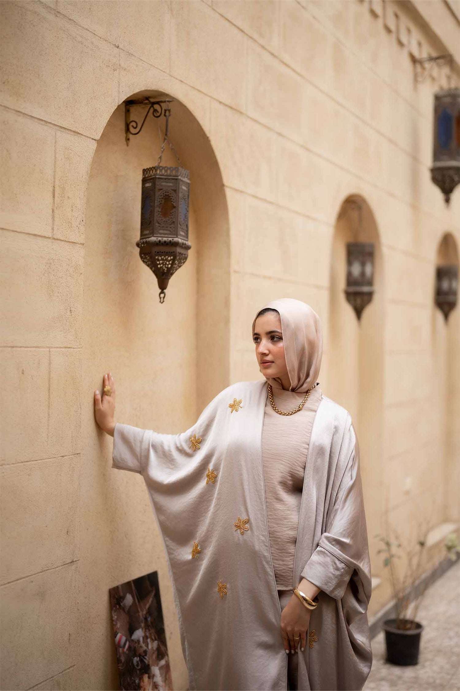 SATIN ABAYA