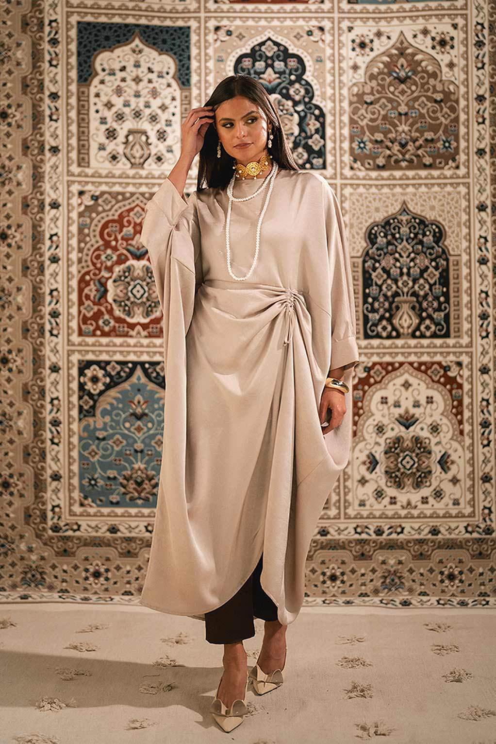 SATIN ABAYA