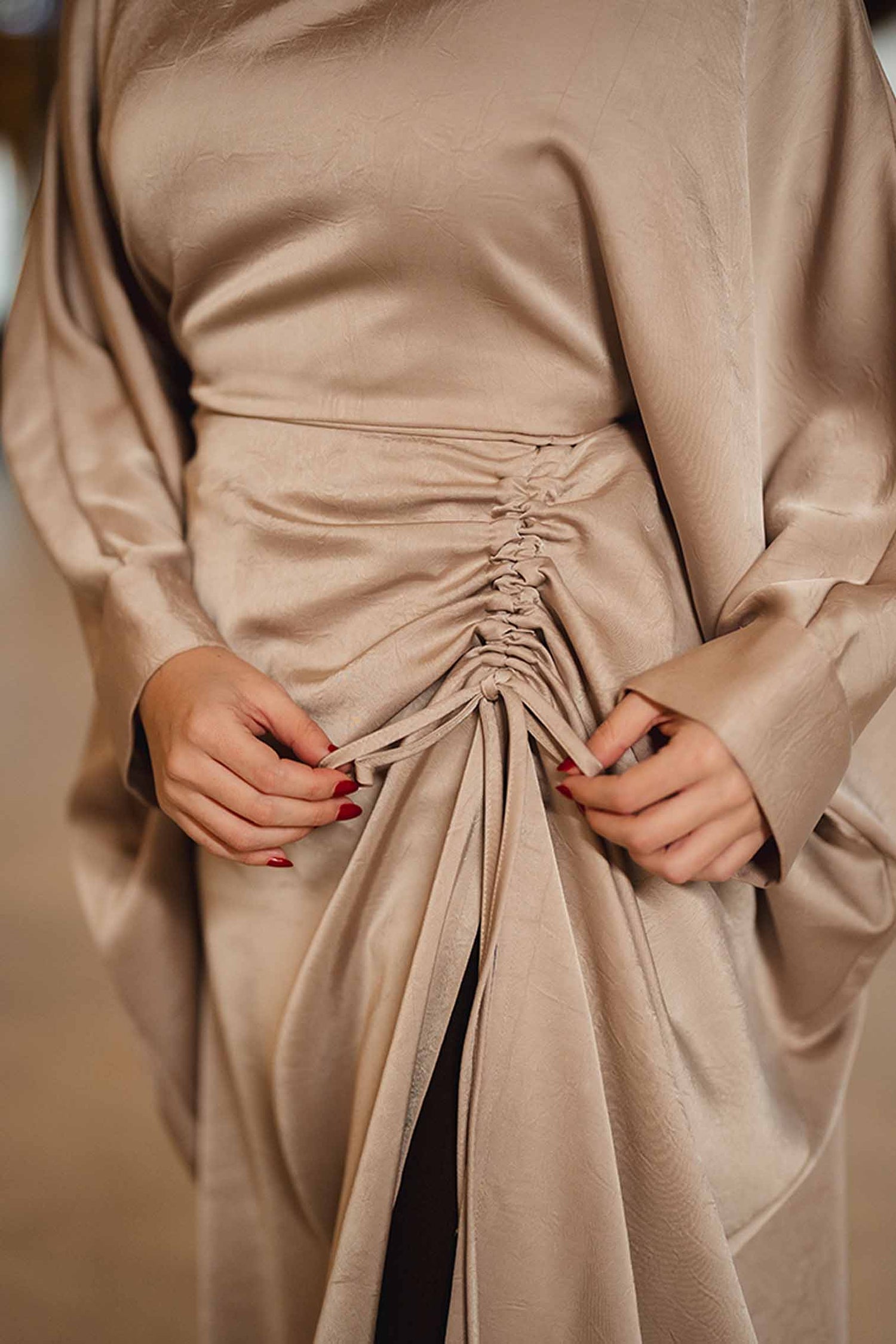 SATIN ABAYA