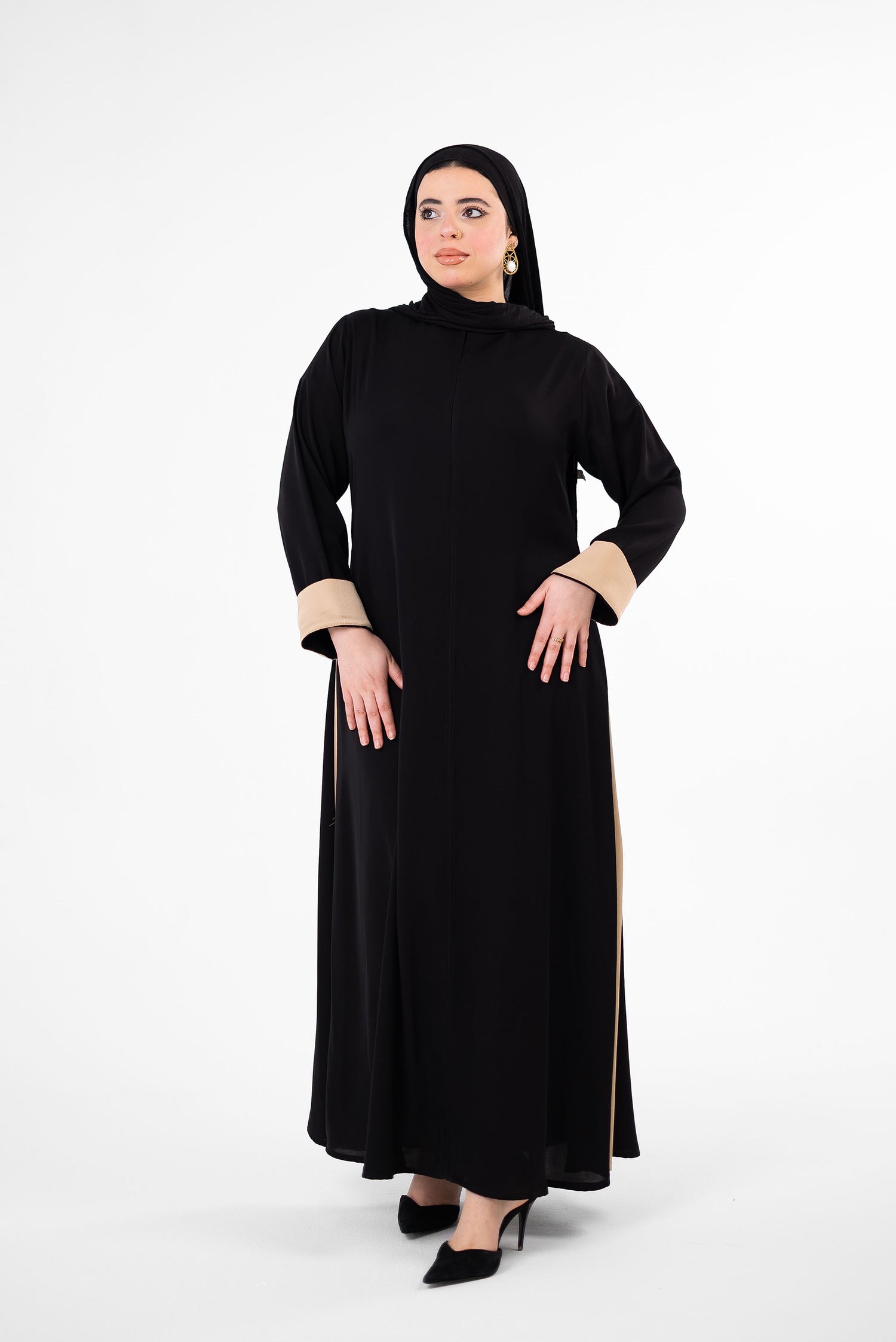 CLOSED SILK ABAYA