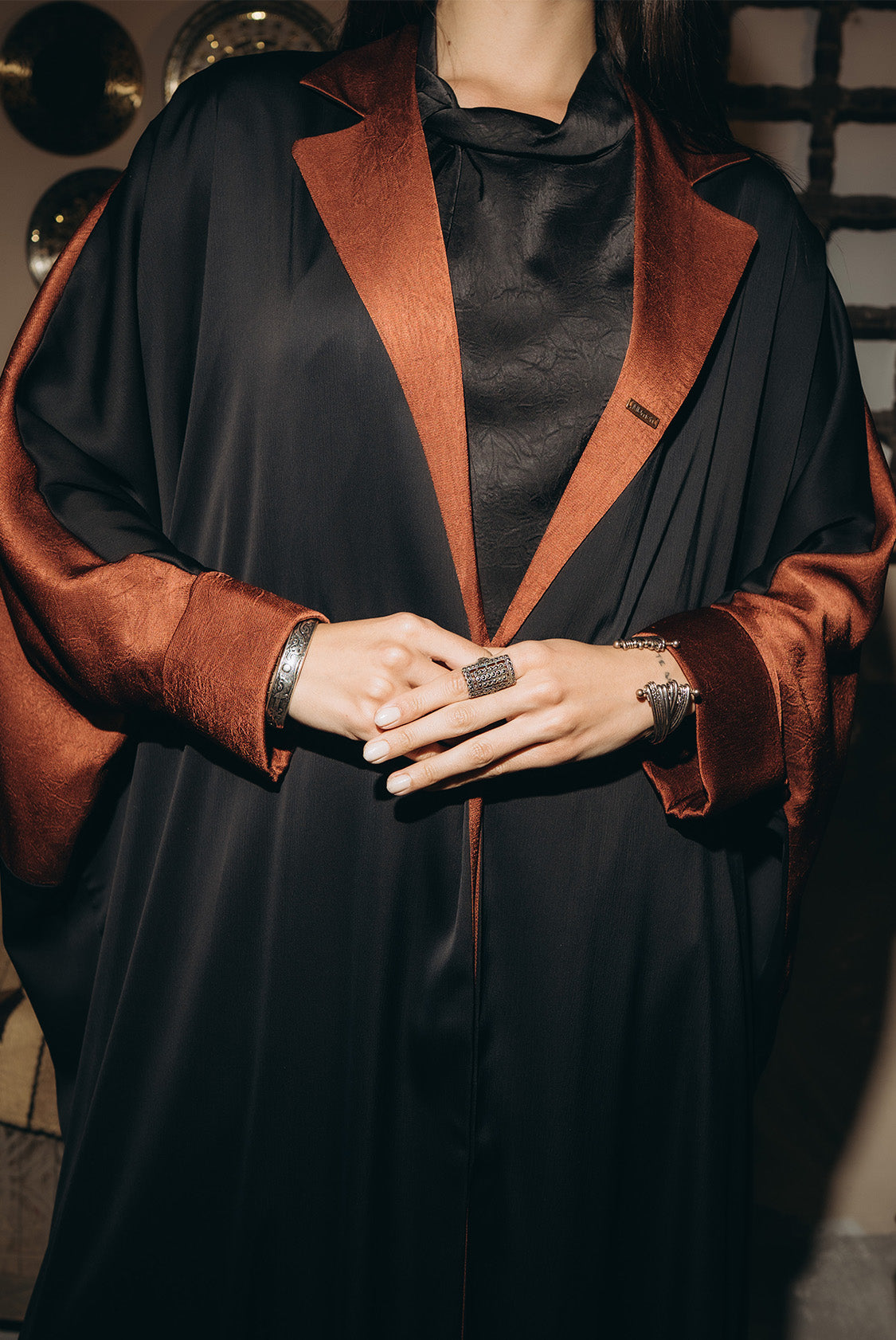 Contrast-Trim Open Abaya