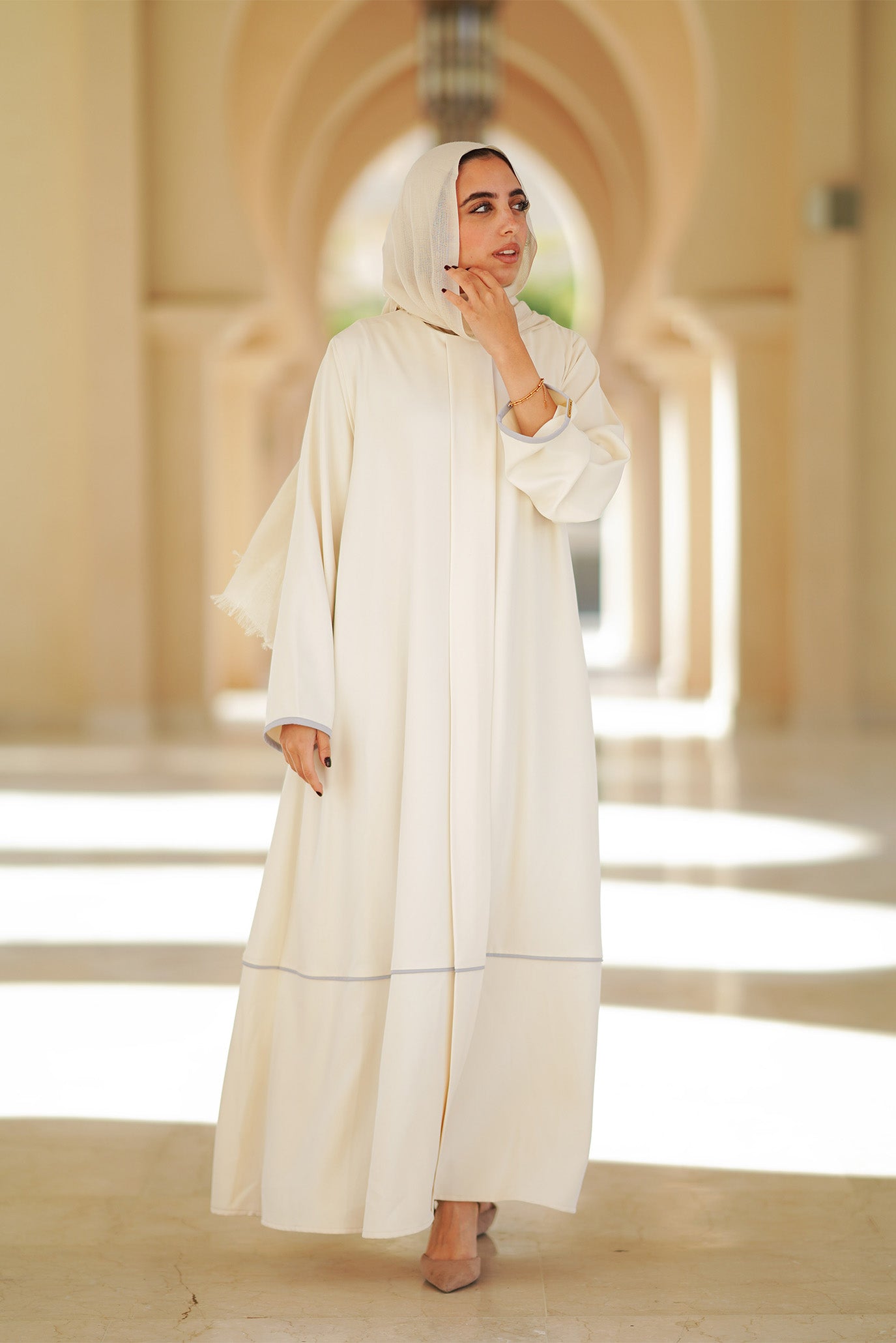 Flowy Abaya