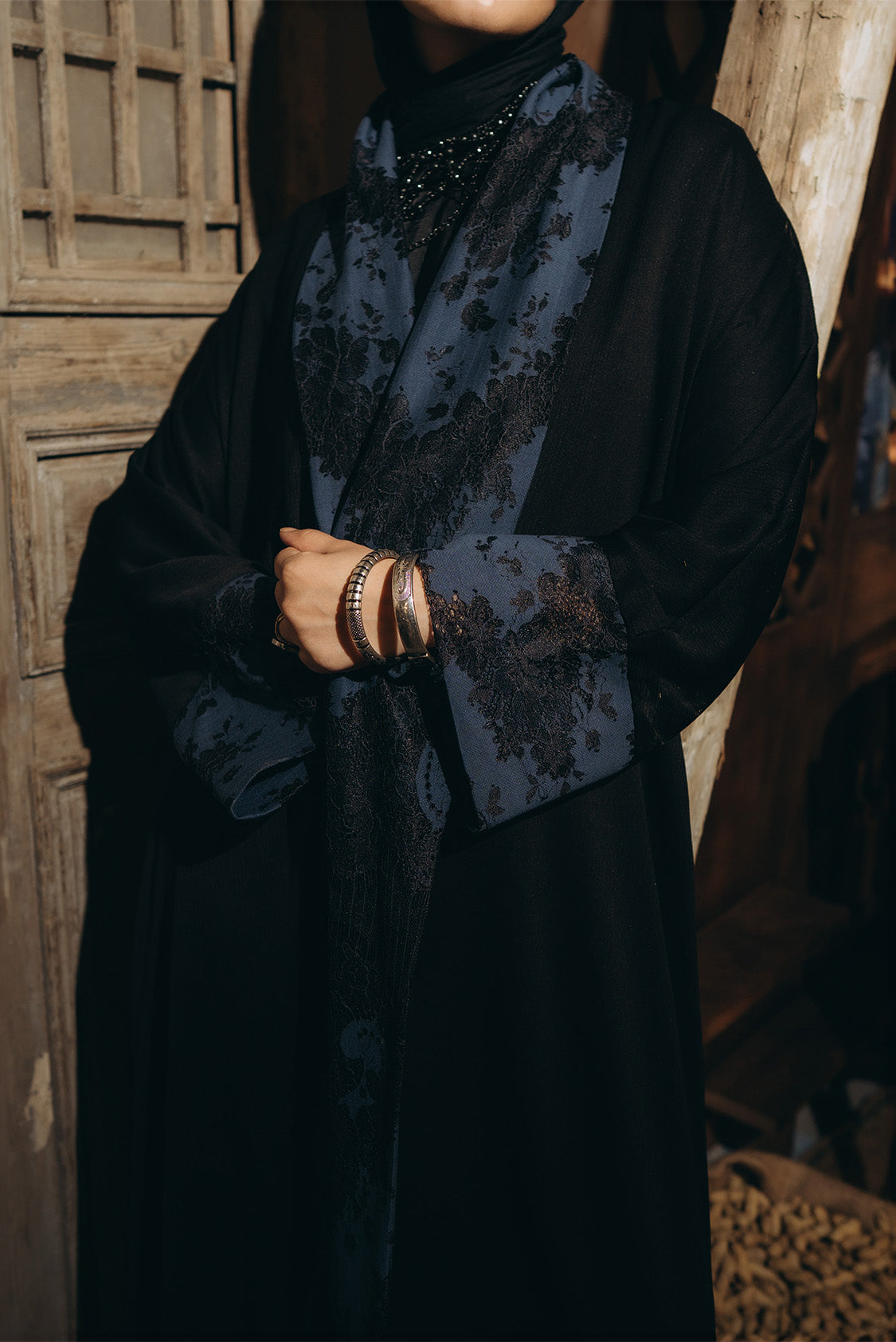 Lacè Abaya