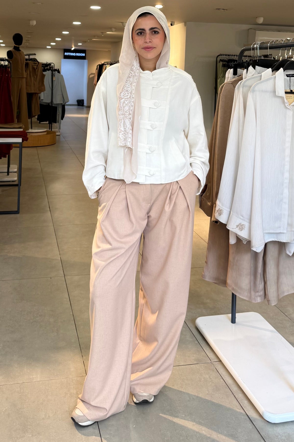 Wide-Leg Tailored Pants