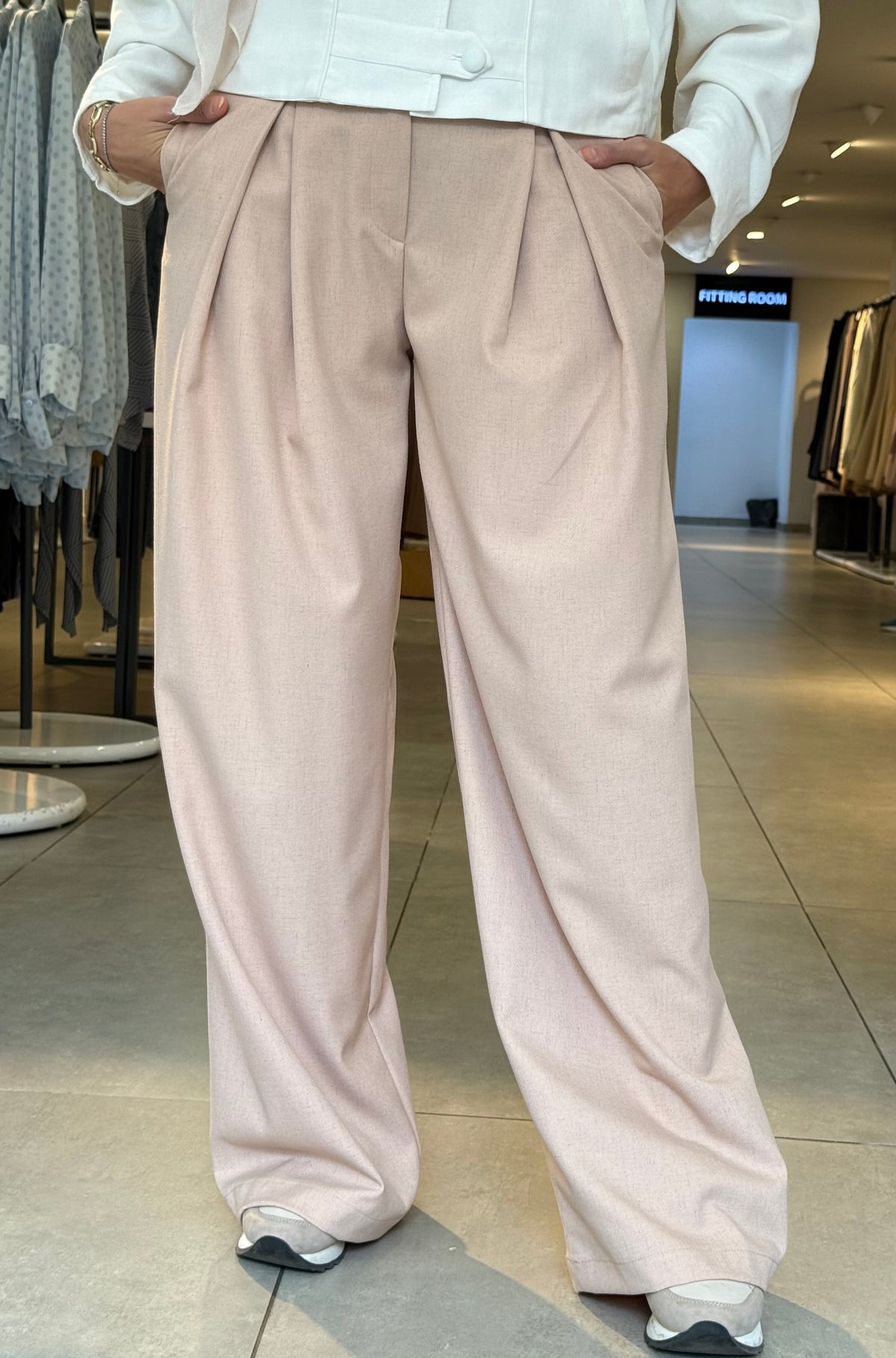 Wide-Leg Tailored Pants