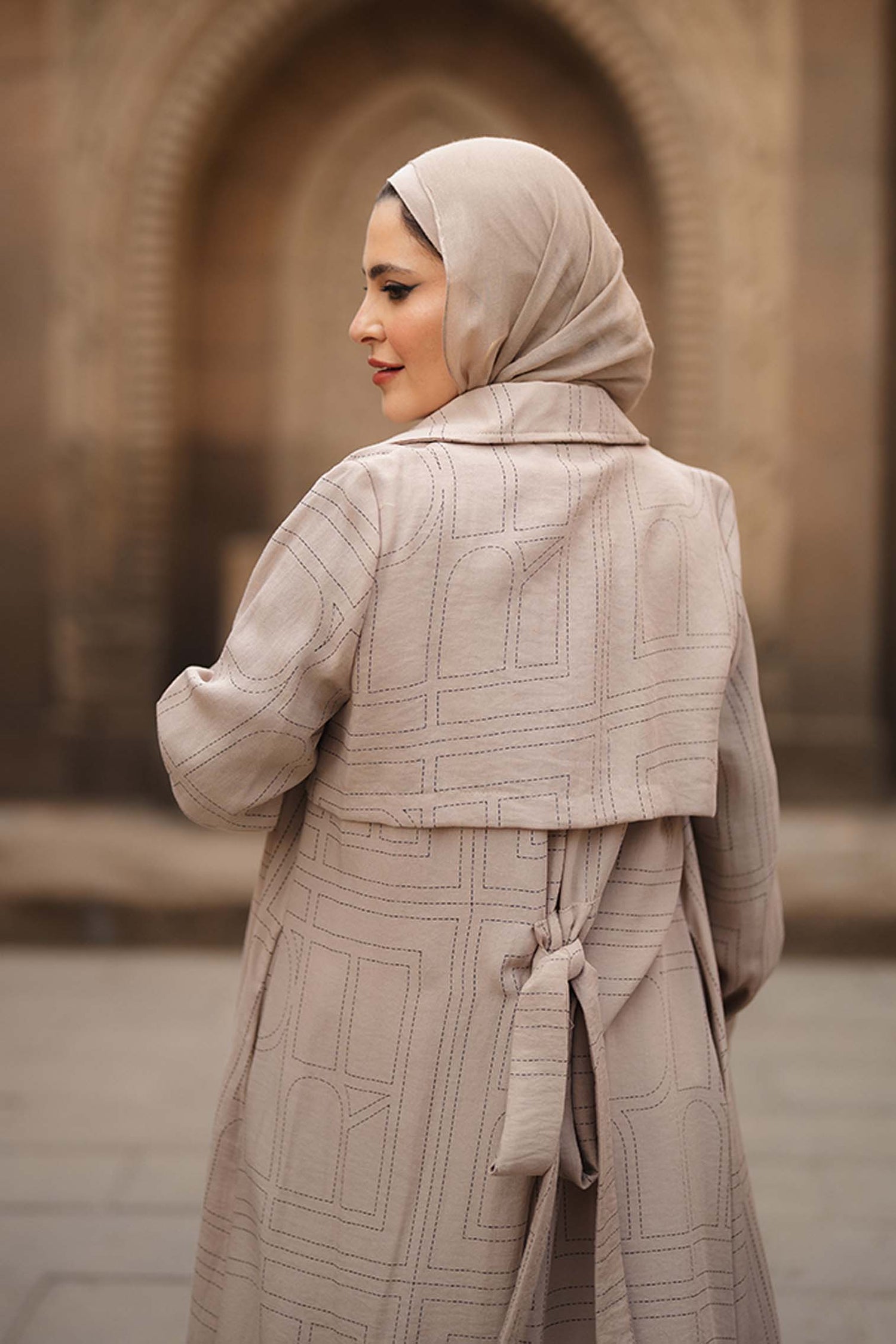 LINEN ABAYA