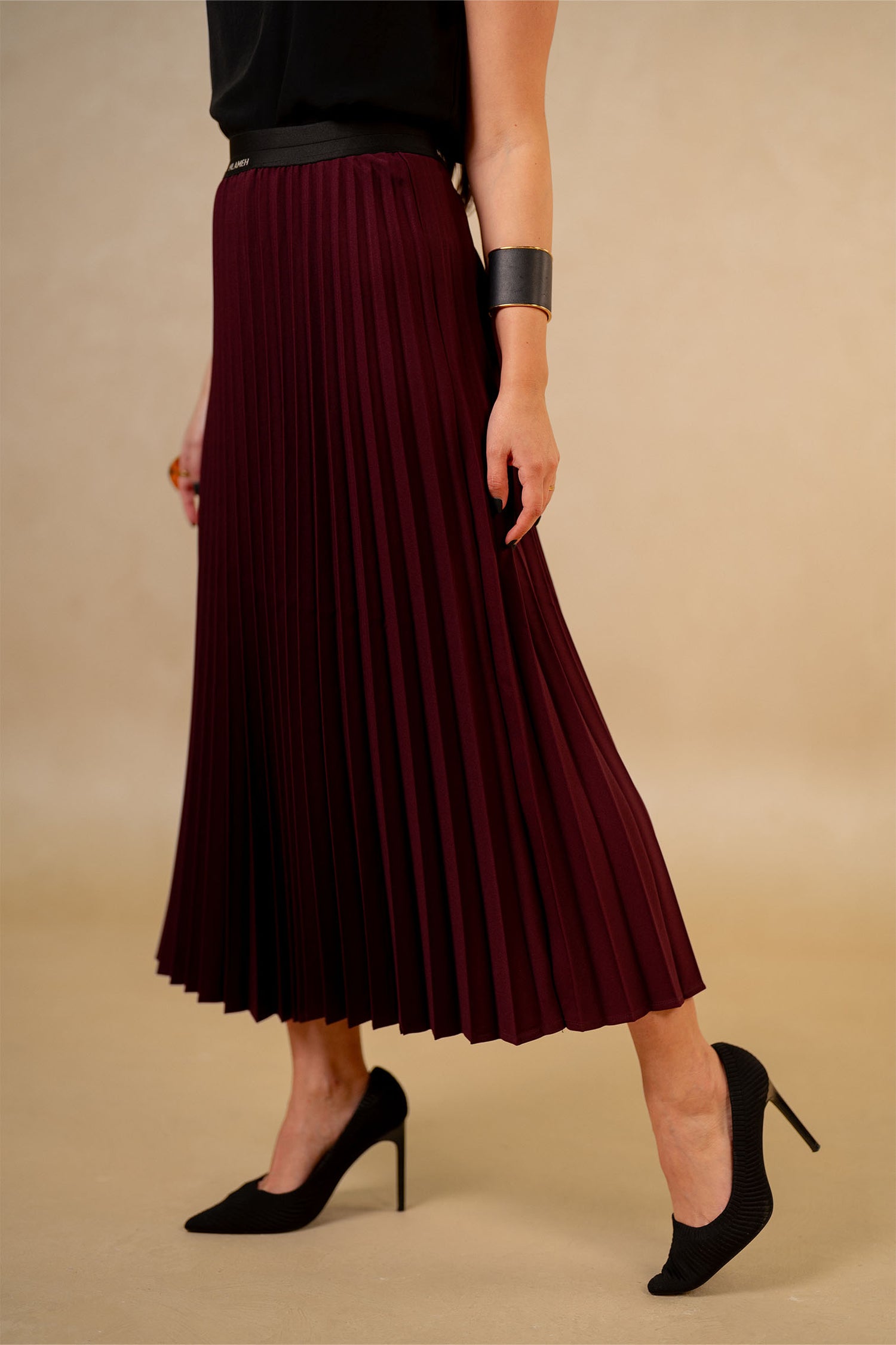 PLEATED SKIRT