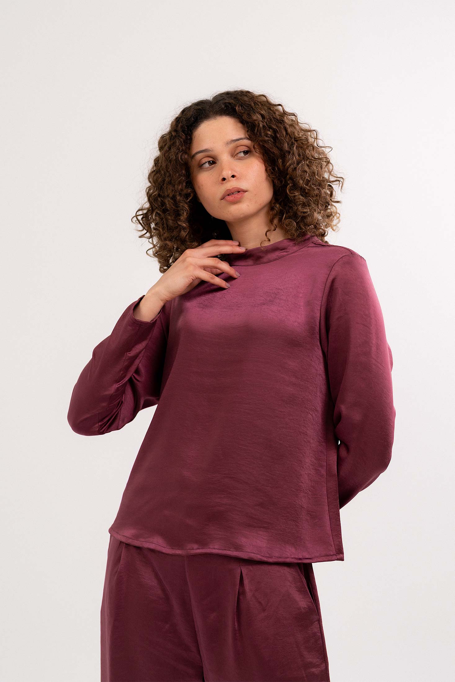 SATIN SLEEVES BLOUSE