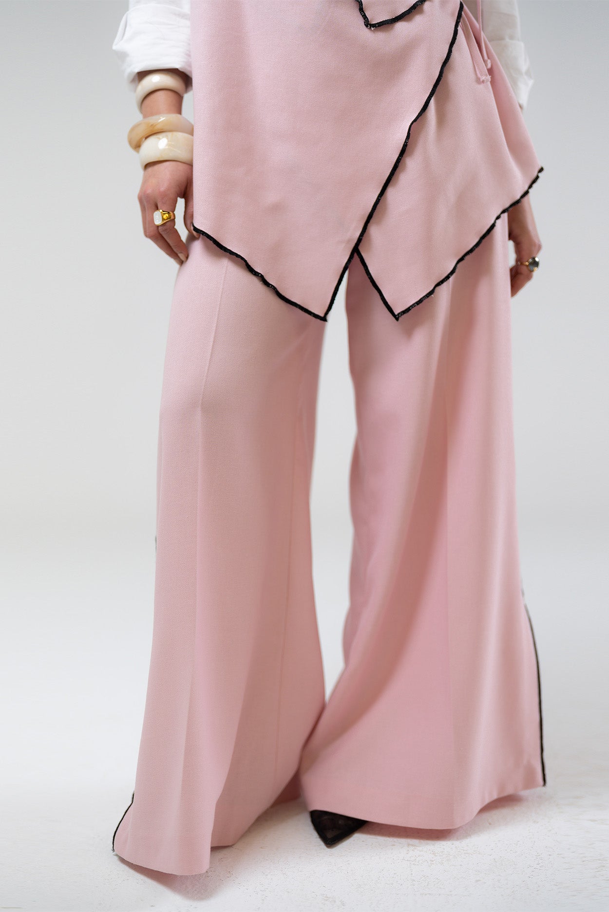 Linear Wide-Leg Trousers