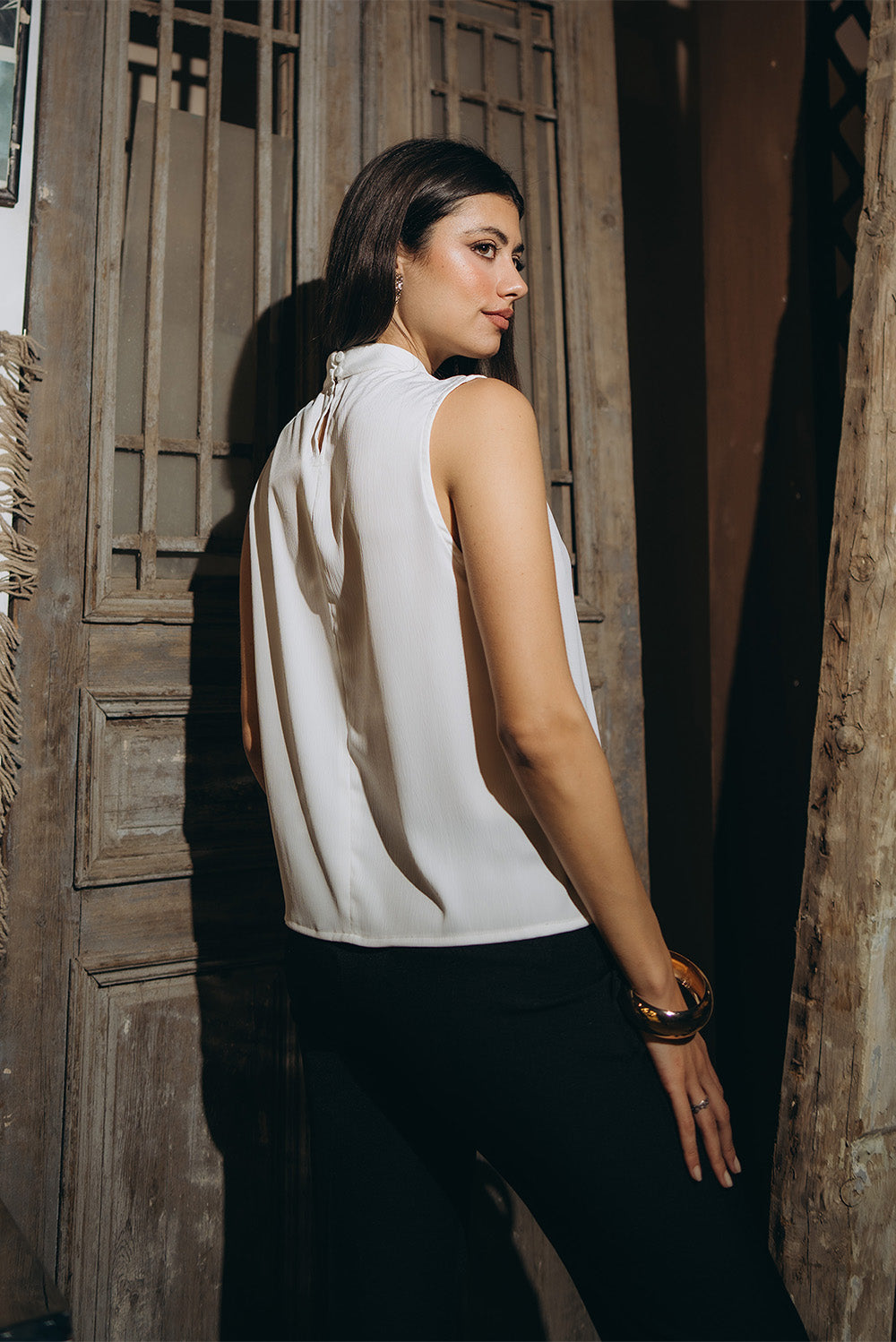 Sleeveless Pleated Neck Blouse