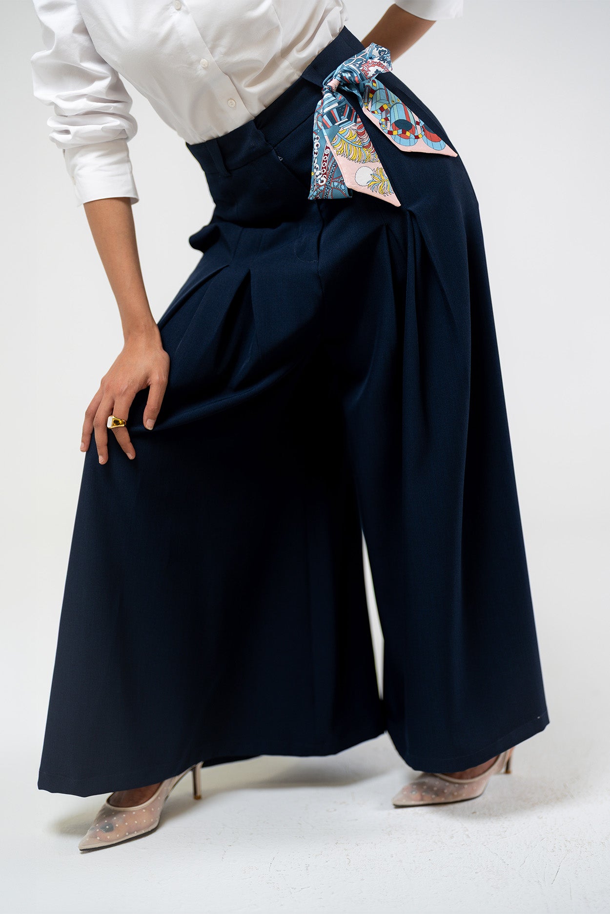 Super Wide-Leg Trousers