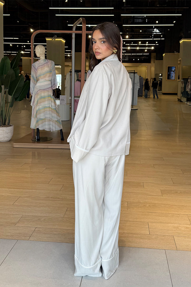 Wide-Leg Drawstring Pants