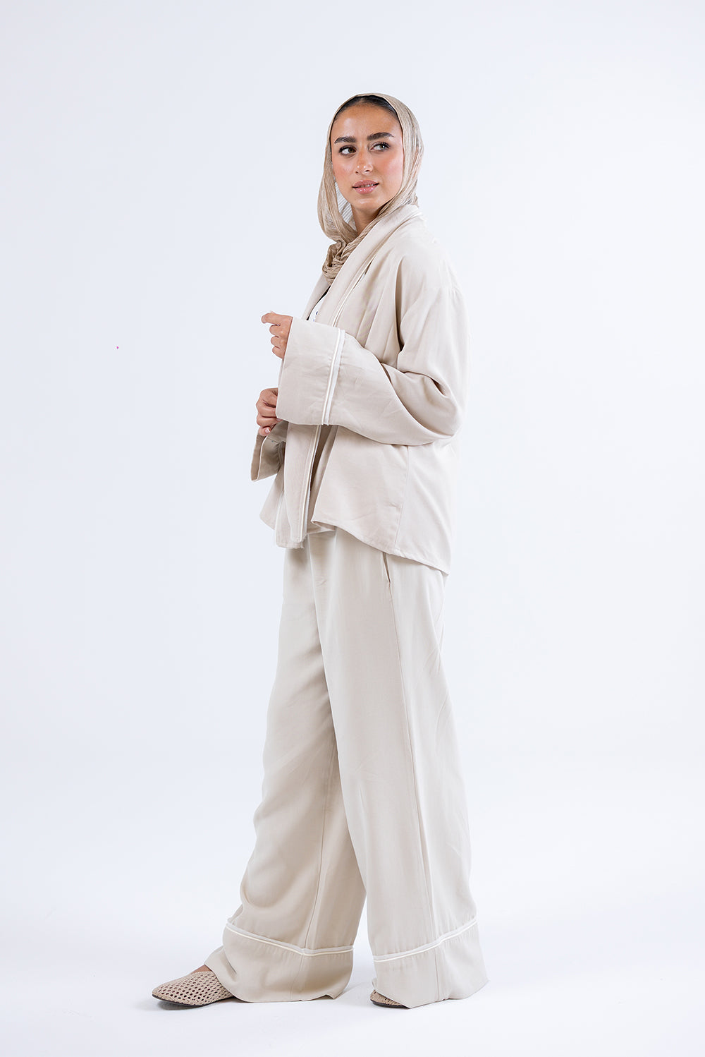 Wide-Leg Drawstring Pants