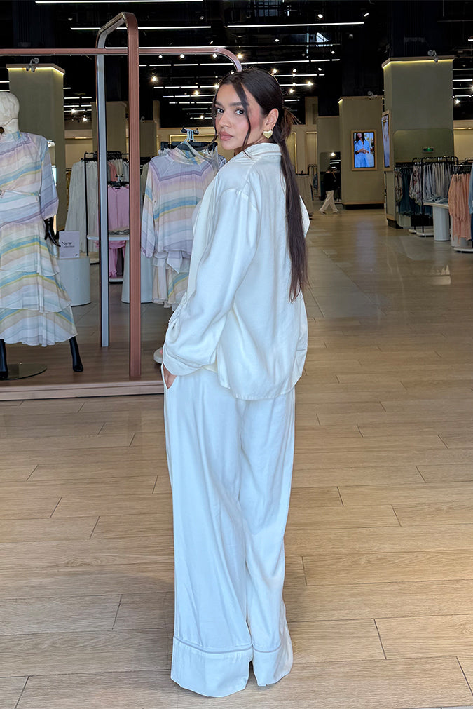 Wide-Leg Drawstring Pants